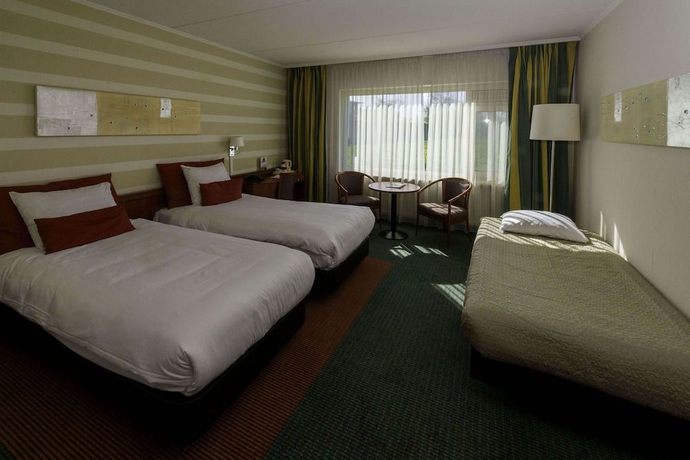 Grand Hotel Amstelveen Standard Triple Room 2