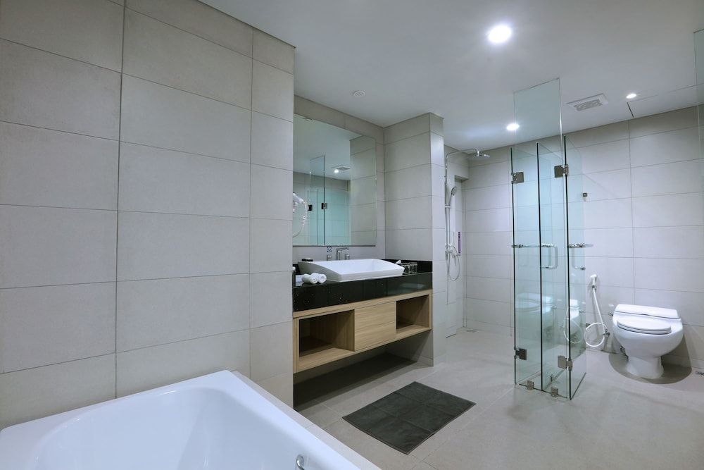 Quest Prime Cikarang by ASTON Suite, 1 Bedroom 2