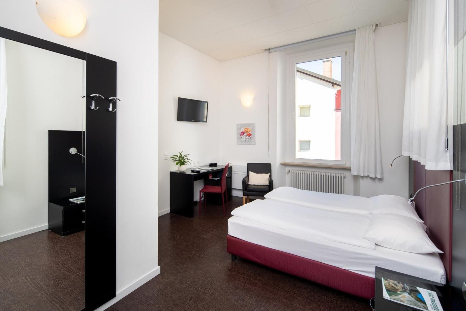 Comfort Double or Twin Room