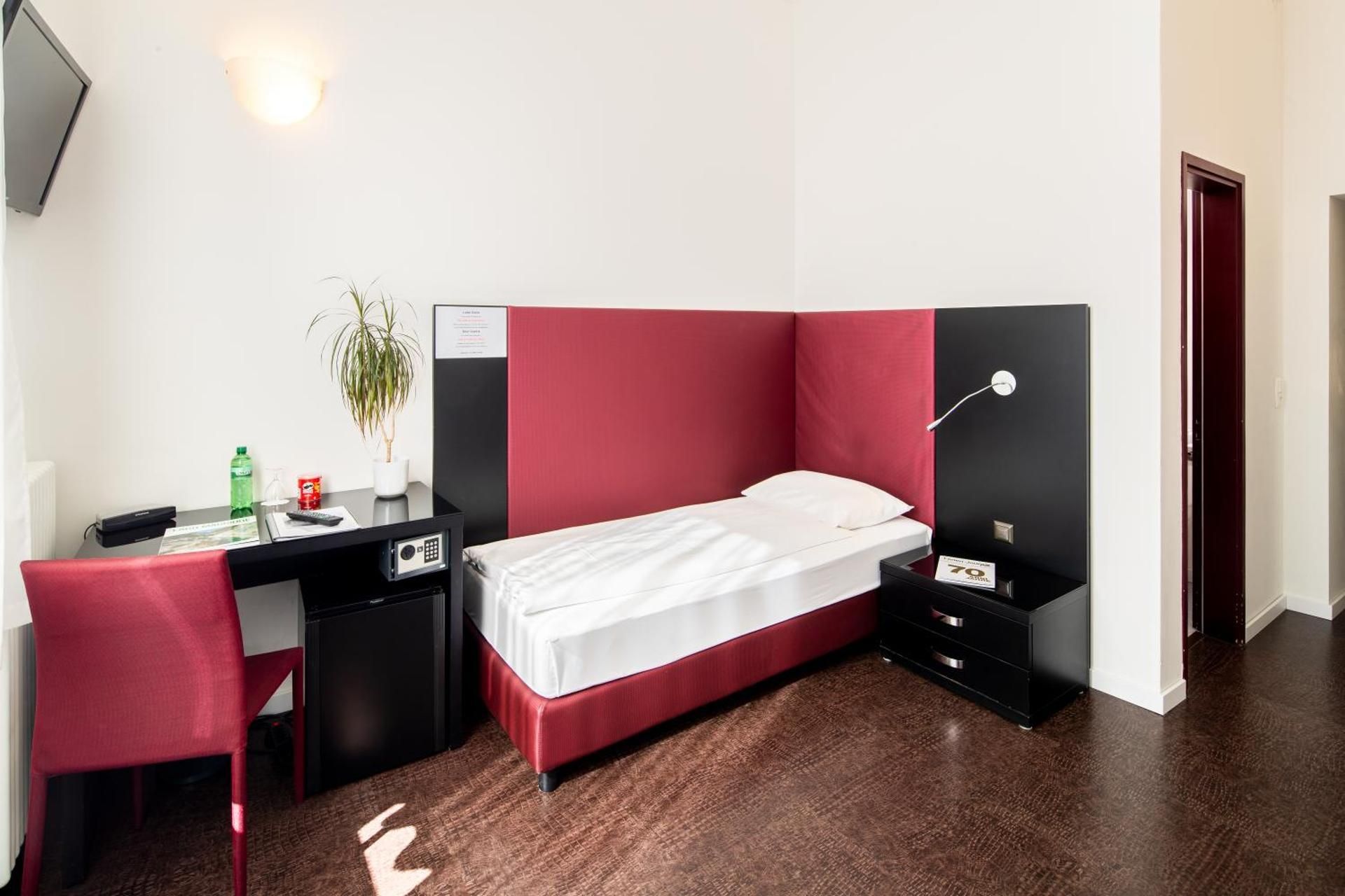 Single Room