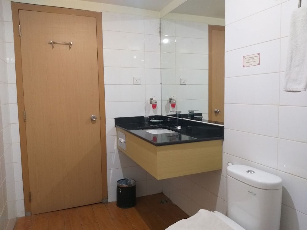 D'Grande Hotel Superior Room 9