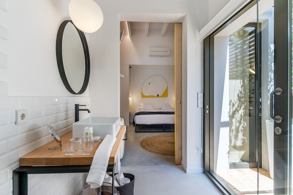 Sodium Hotel Boutique Double Room 12