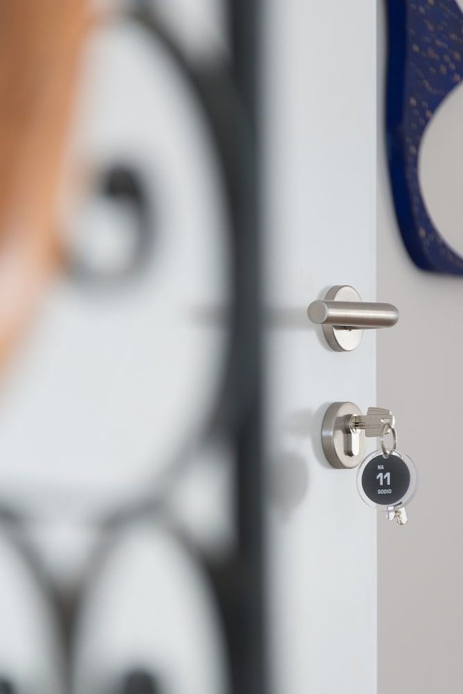 Sodium Hotel Boutique Suite 14