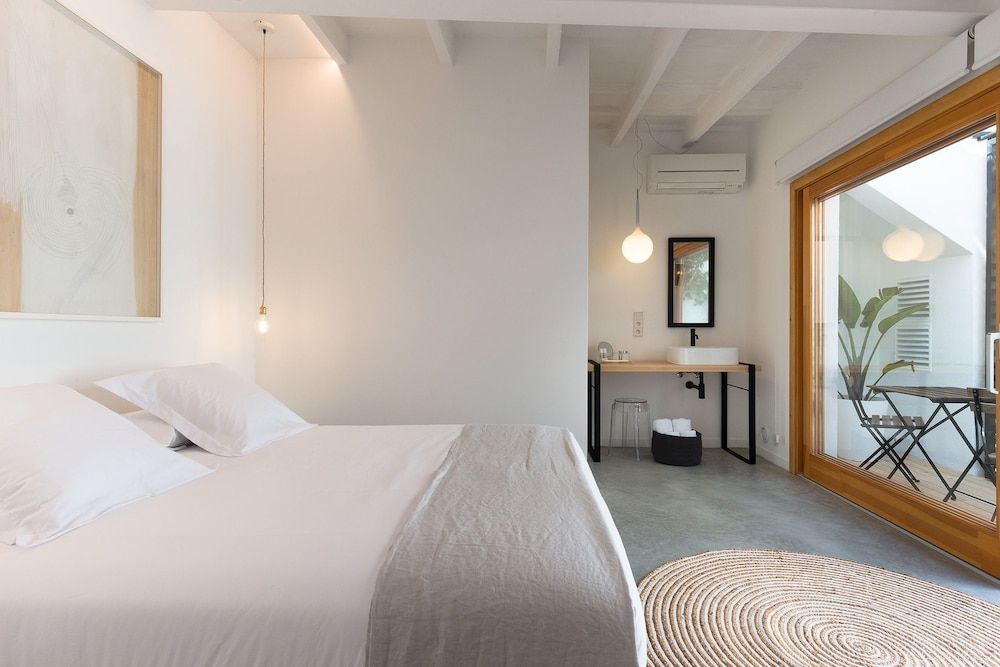 Sodium Hotel Boutique Double Room 6