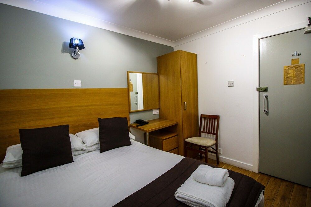 Charing Cross Hotel Superior Double Room, 1 King Bed, Ensuite