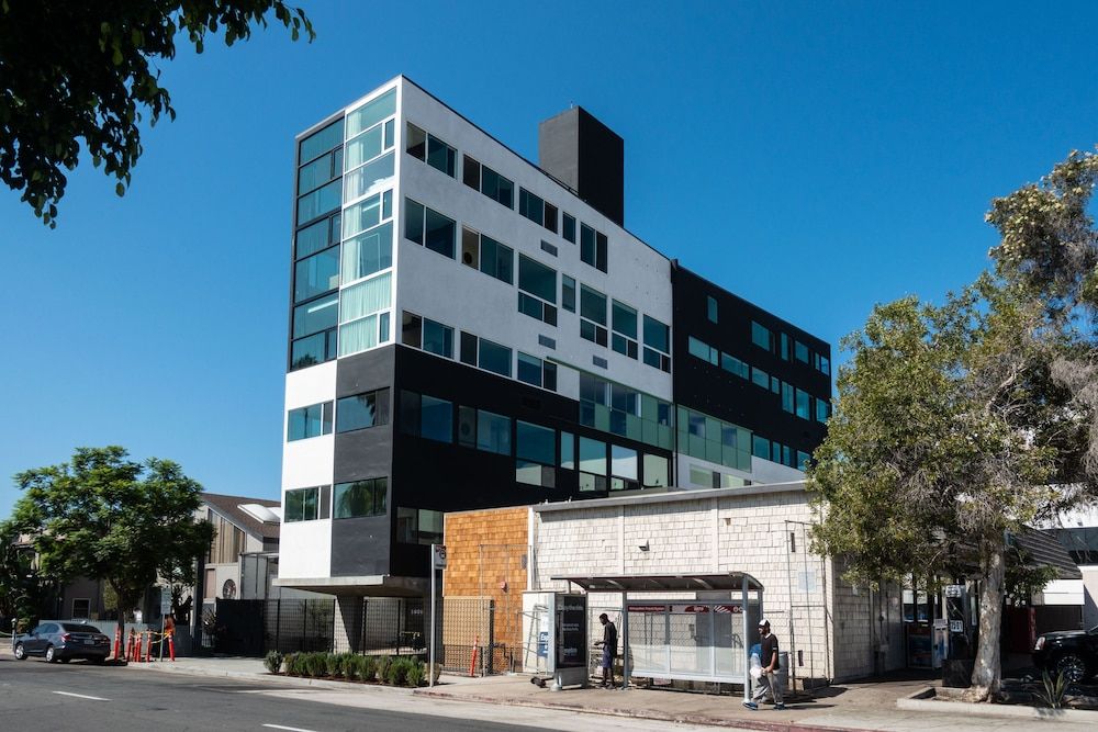 undefined Abpopa Hillcrest 8