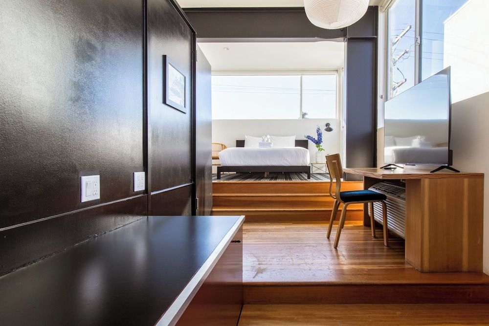 Abpopa Hillcrest Premier Studio, City View 4