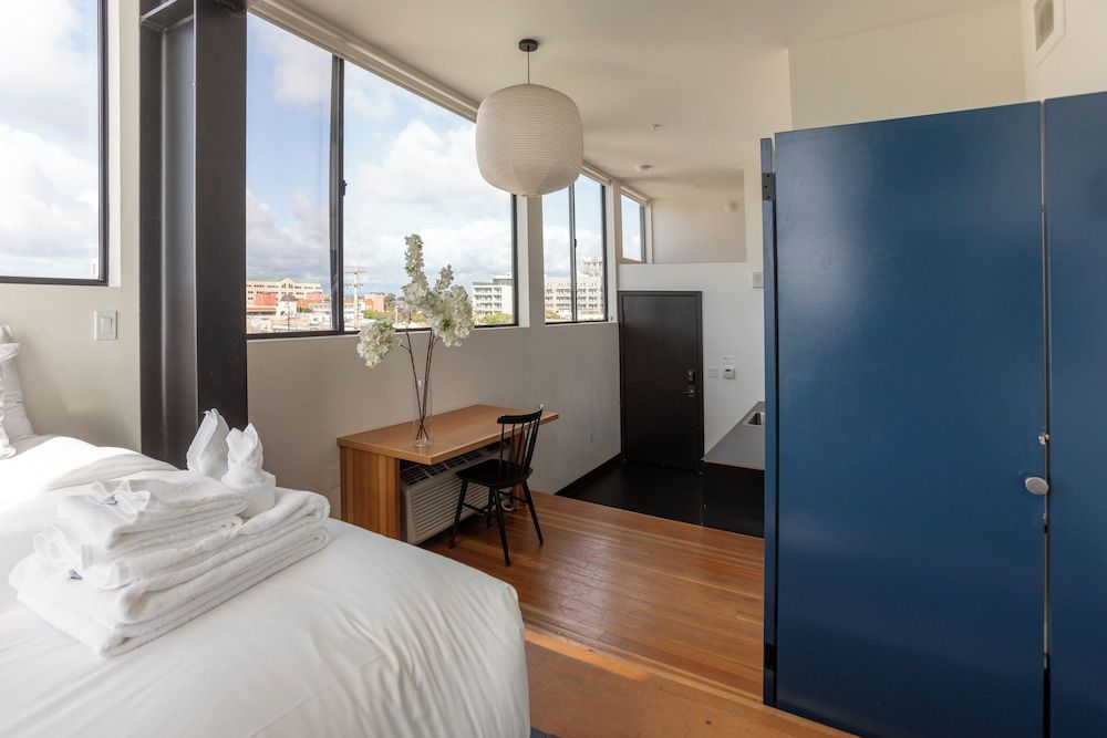 Abpopa Hillcrest Premier Studio, City View 9