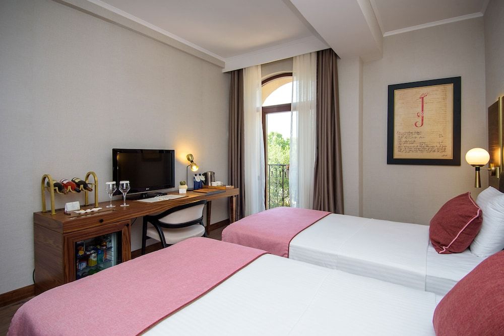 undefined Tiflis Palace 2