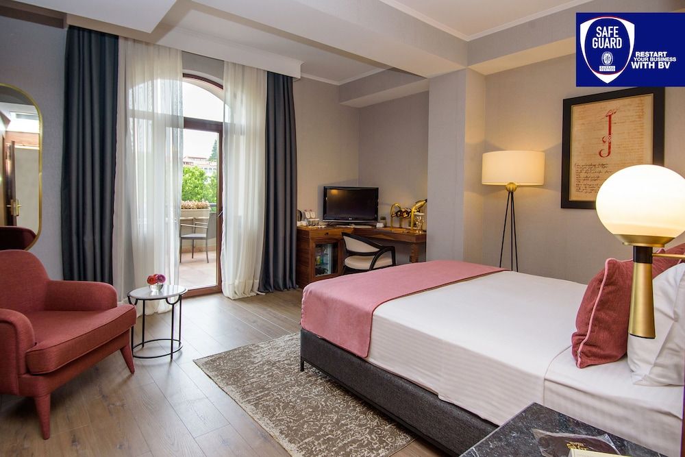 undefined Tiflis Palace 3