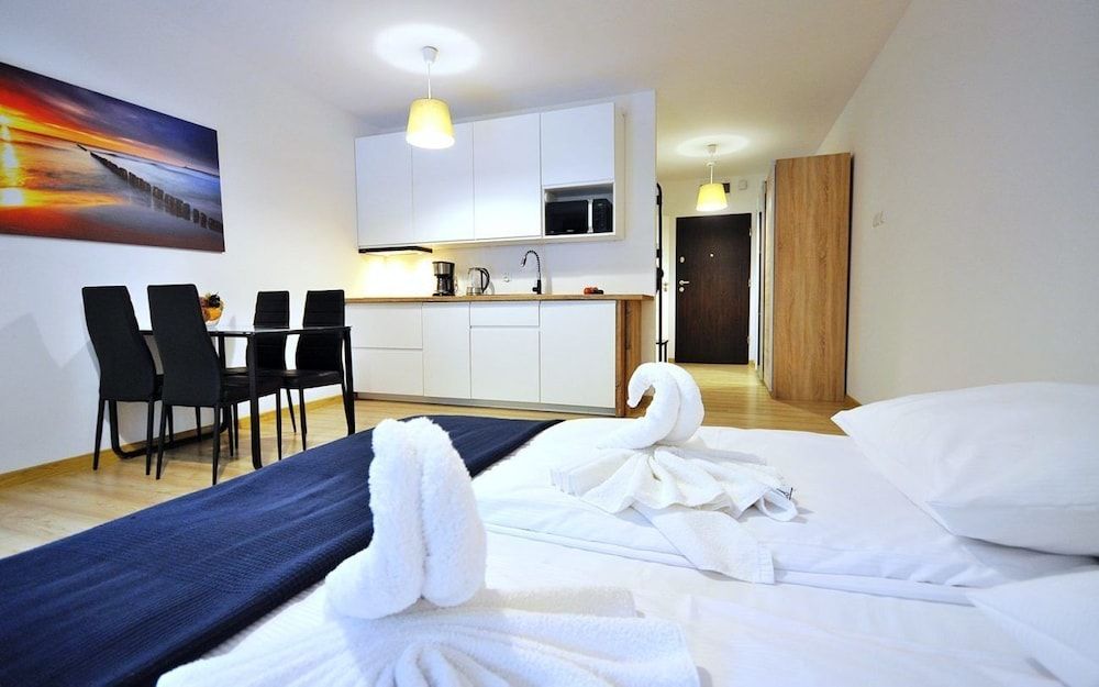 Classic Studio Suite, 1 Queen Bed with Sofa bed, Park View (A001)