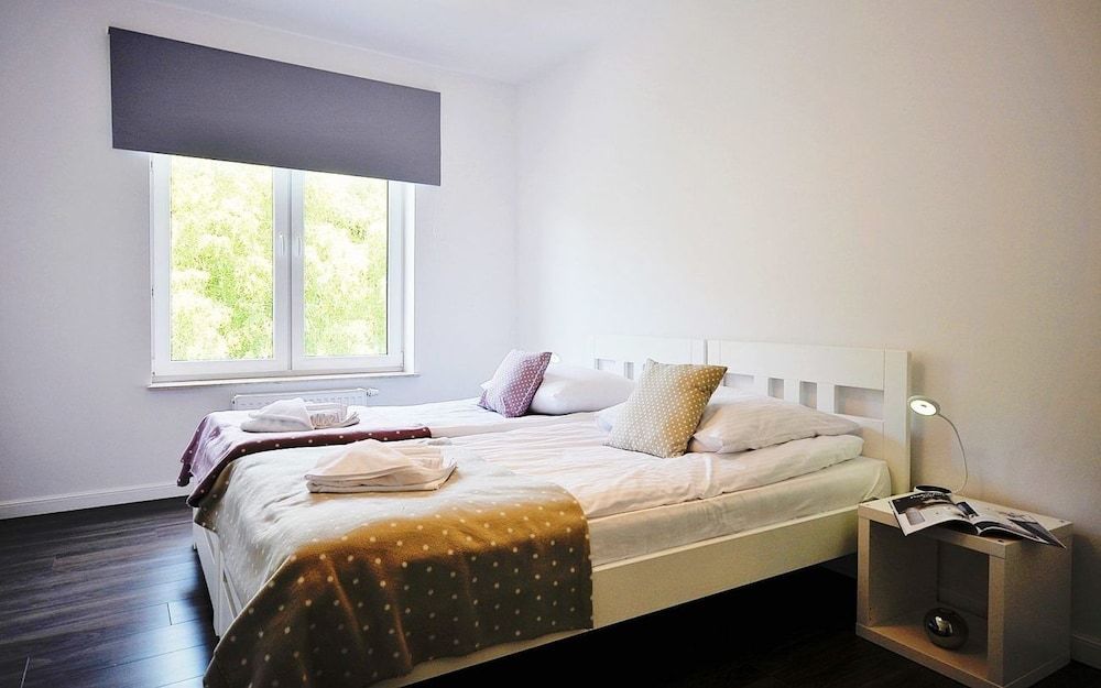 Classic Apartment, 2 Bedrooms, Park View (A309)