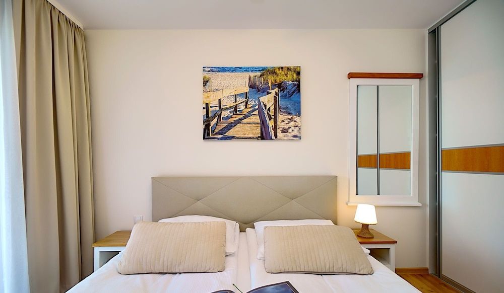 Classic Apartment, 1 Bedroom, Pool Access, Courtyard View (D106)