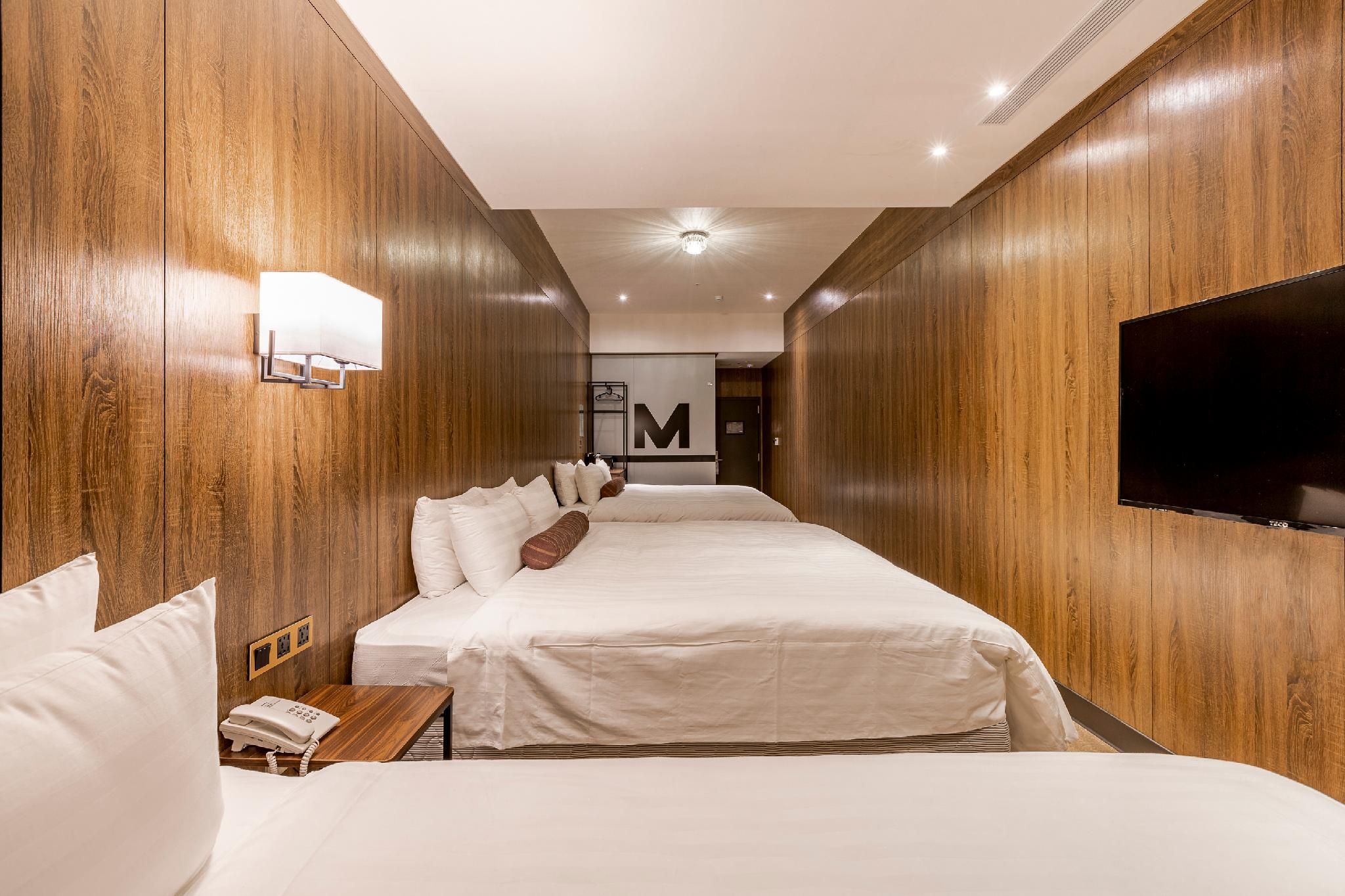 undefined Mayer Inn 7