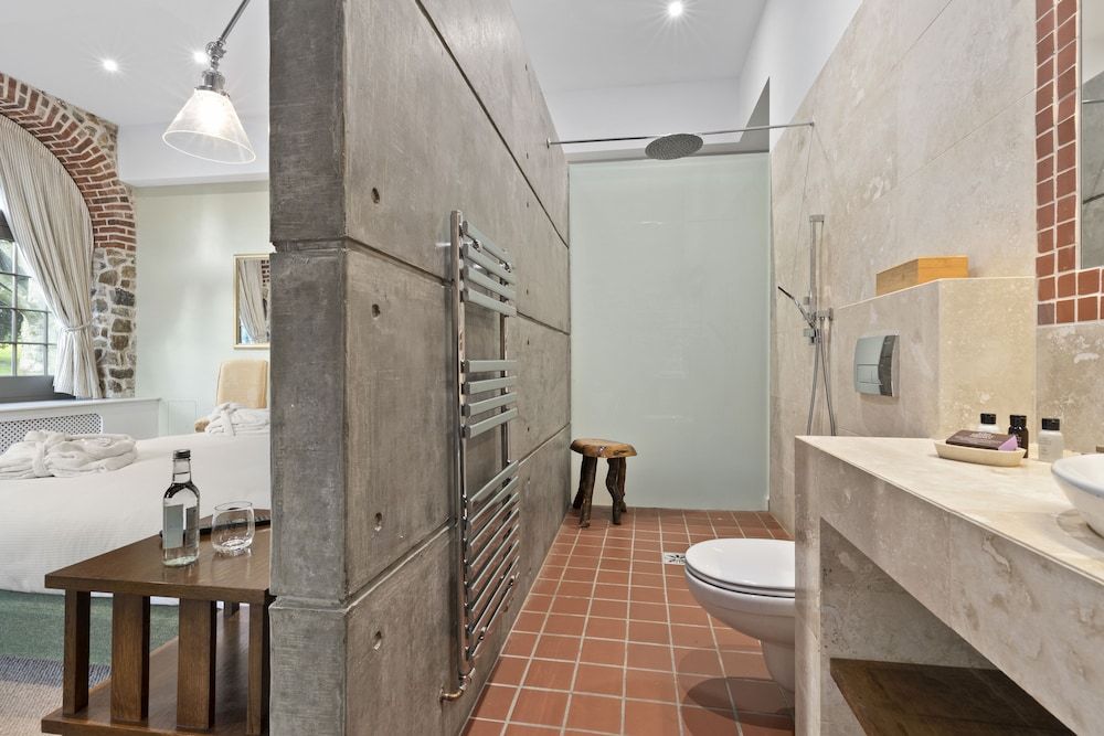 Slebech Park Restaurant & Rooms Deluxe Double Room (Top Notch) 7