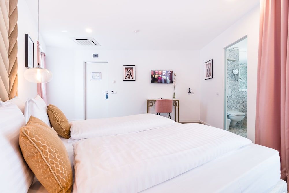 Filitti Boutique Hotel Superior Double Room 6