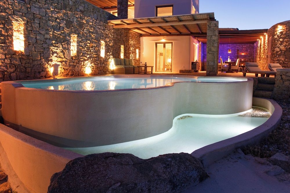 Private Pool
