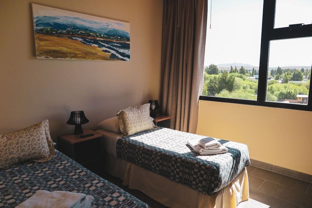 Double Room, 2 Twin Beds, Private Bathroom