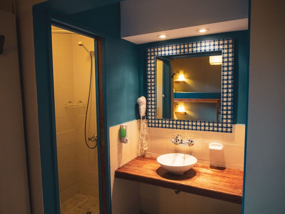 Shared Dormitory, Women only, Shared Bathroom