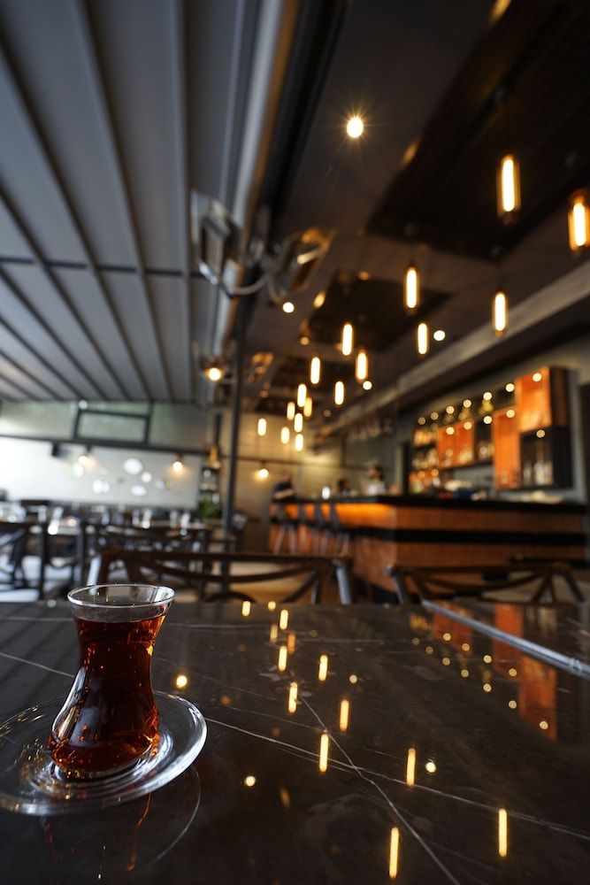 undefined Riva's Moda 6