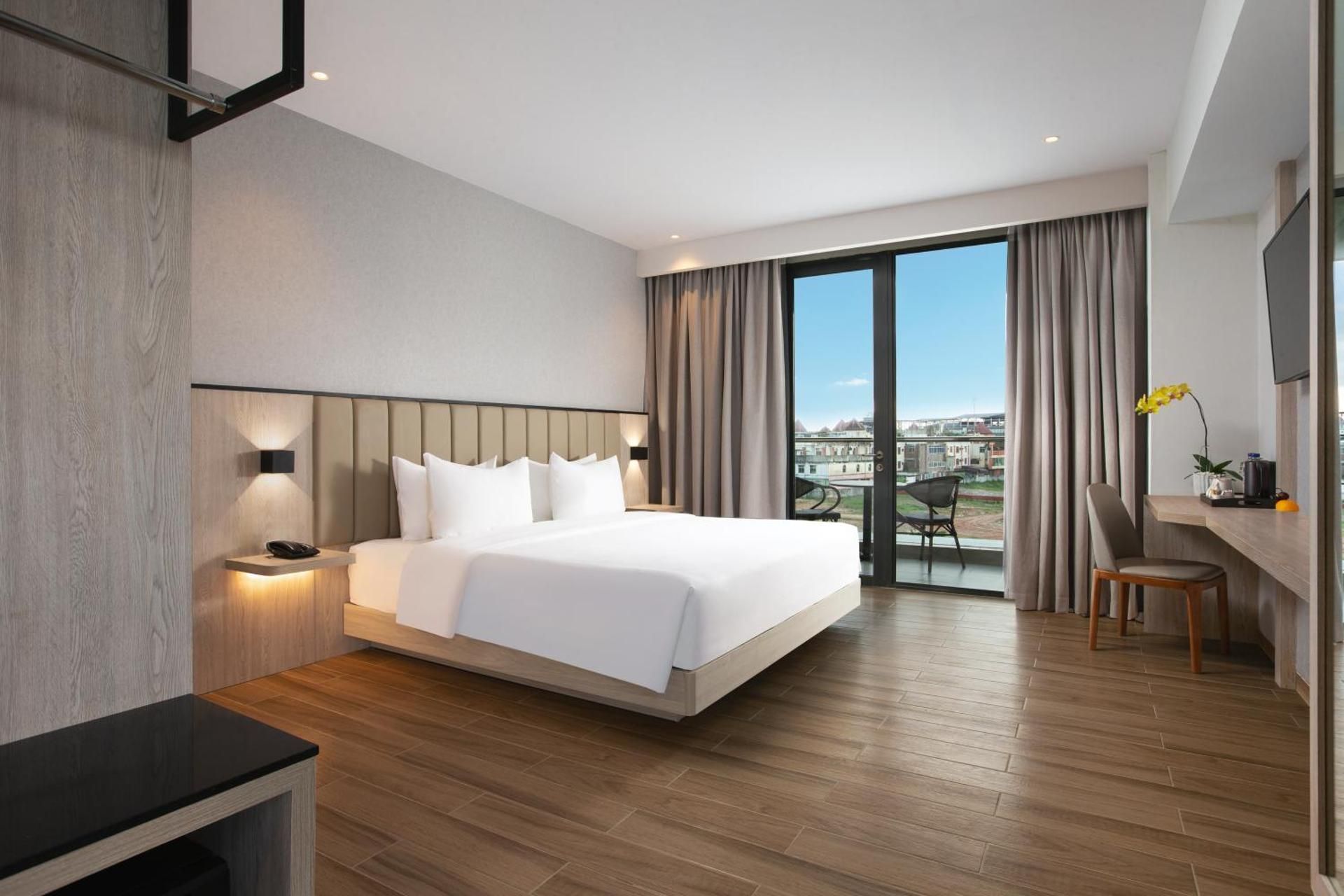 undefined Santika Hotel Batam 6