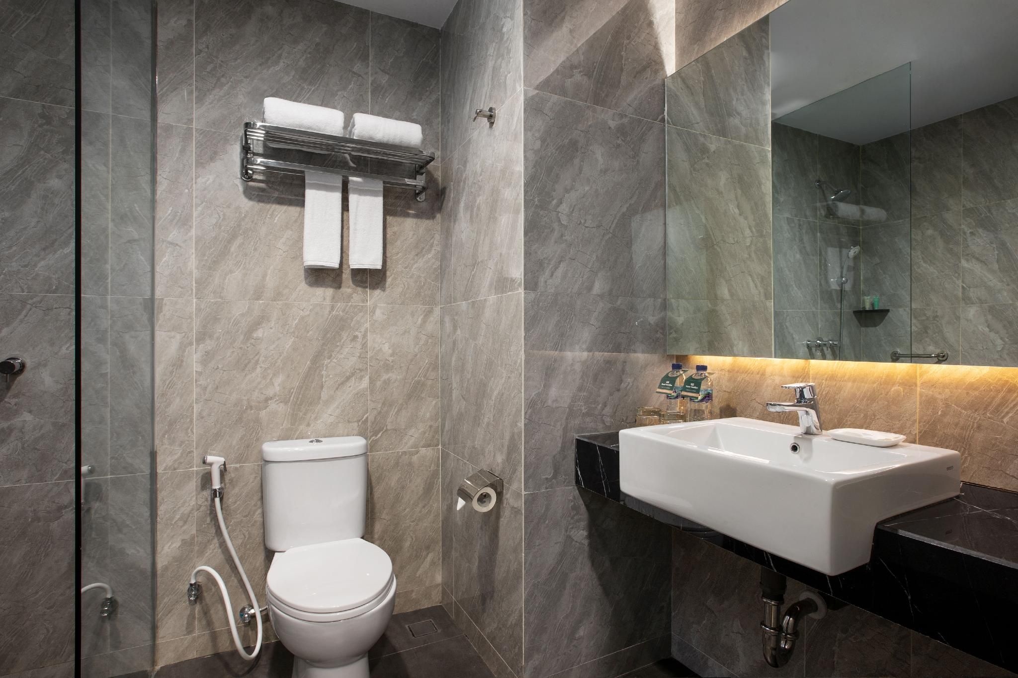 undefined Santika Hotel Batam 5