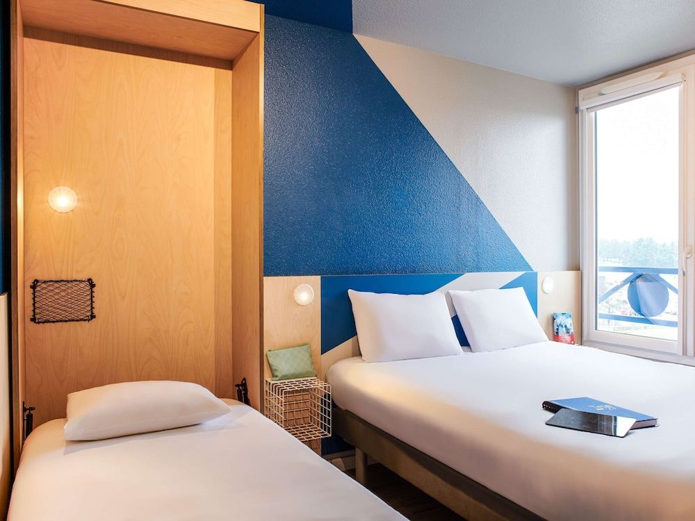 Triple Room, Multiple Beds