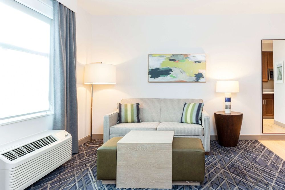 Studio, 1 King Bed, Accessible (Hearing)