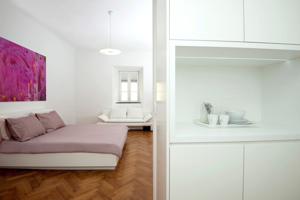 Galeria River Double Room 10