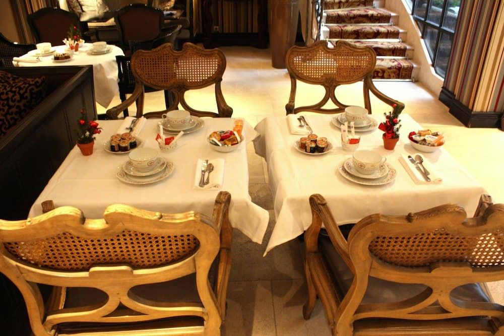 undefined Hôtel du Romancier 6