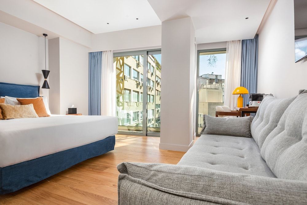 Premium Room with Balcony (Hotel)