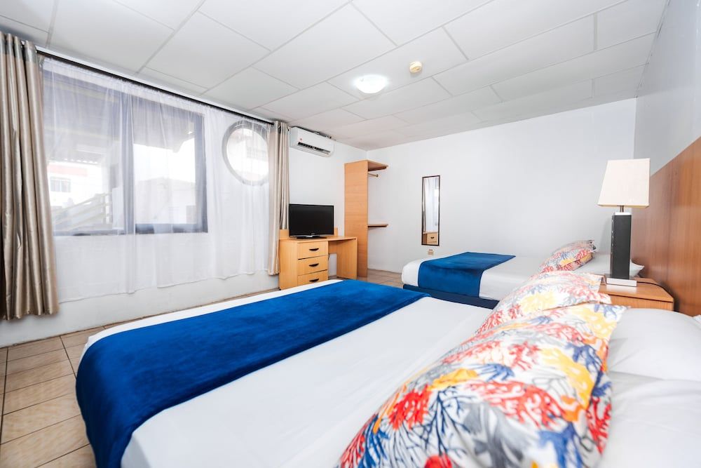 Hostal North Seymour Standard Twin Room, 2 Queen Beds