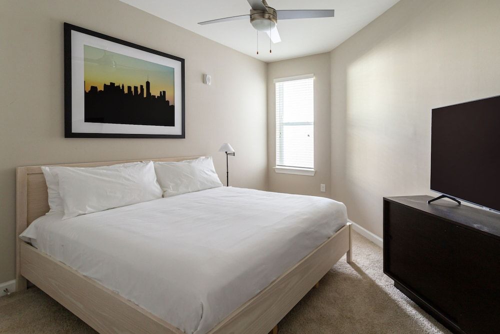 Signature Apartment, 1 Bedroom, Non Smoking, Pool Access (Self Check-in with Virtual Front Desk)