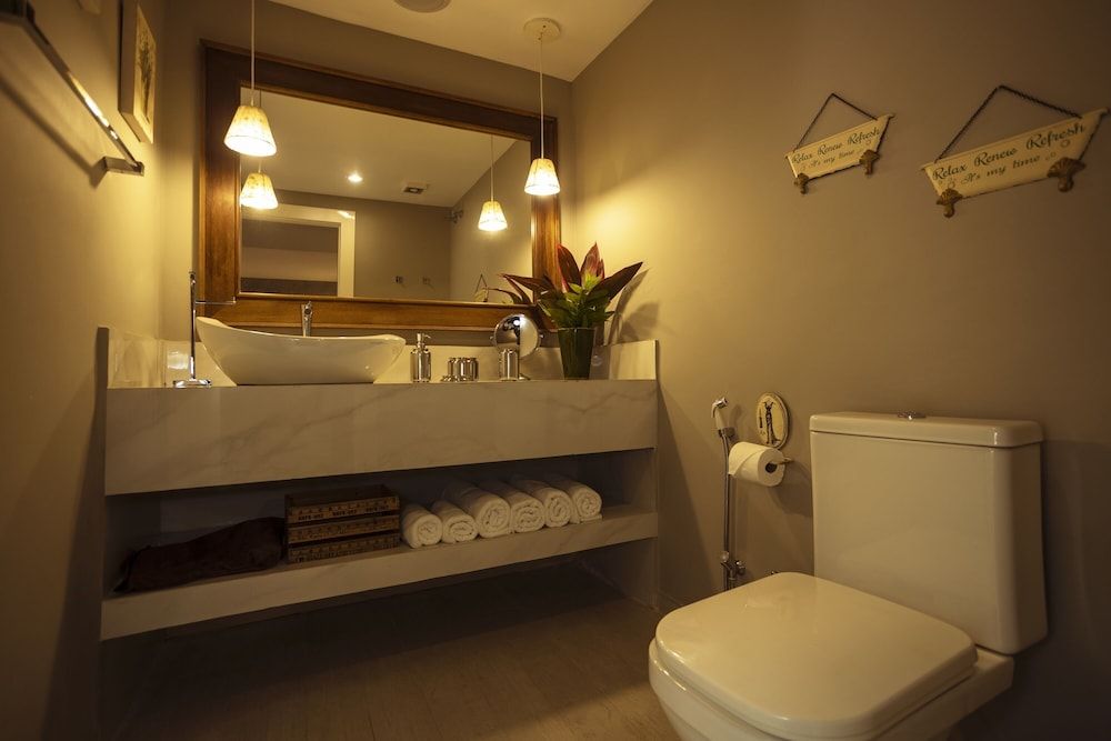 Premium Suite