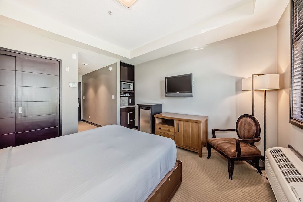 Copper Point Resort Standard Pet Friendly (25 Pet Fee Per Night)