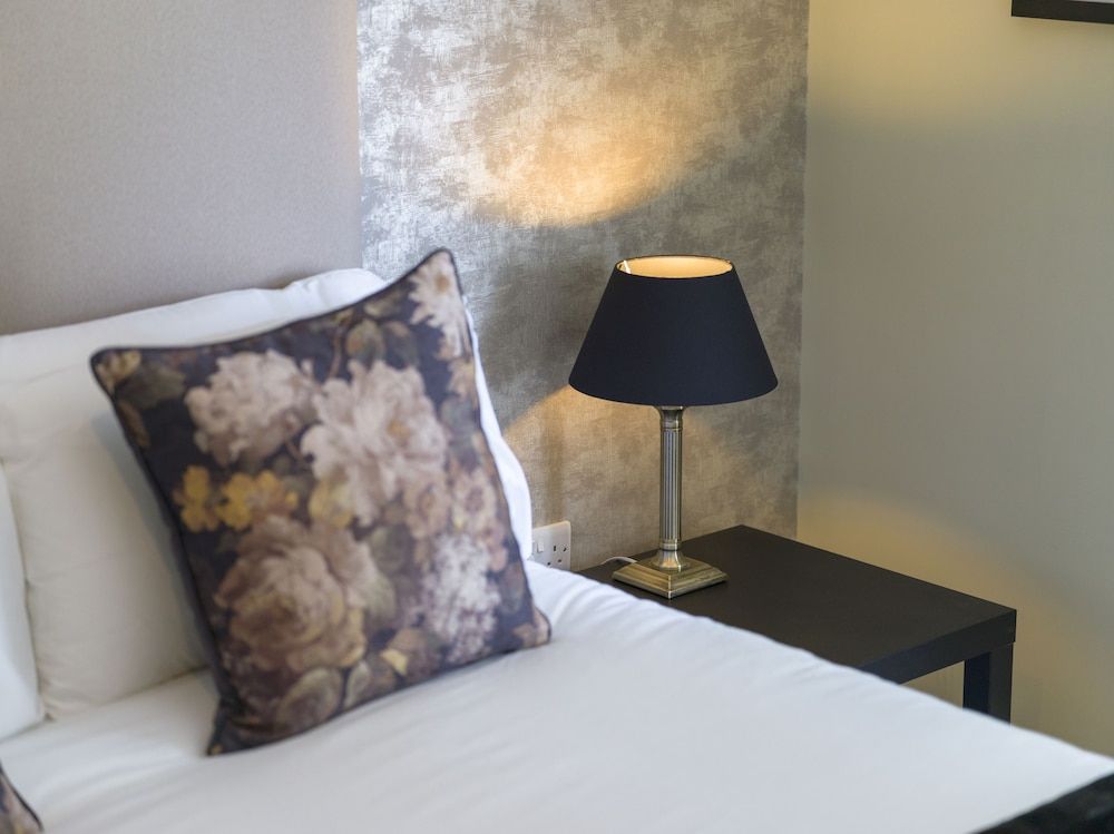 The Frampton Arms Classic Double Room, 1 King Bed 2