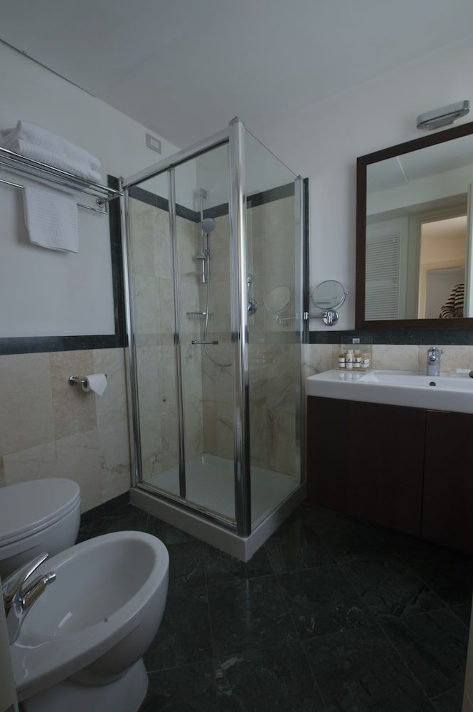 Eden Rock Resort Panoramic Suite 8