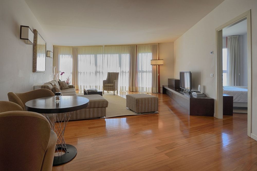 undefined Eden Rock Resort 9