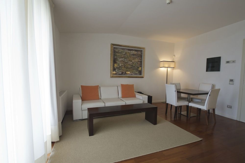 Eden Rock Resort Panoramic Suite 12