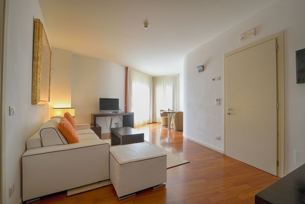 Eden Rock Resort Panoramic Suite 15