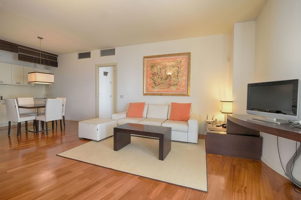 Eden Rock Resort Panoramic Suite 16