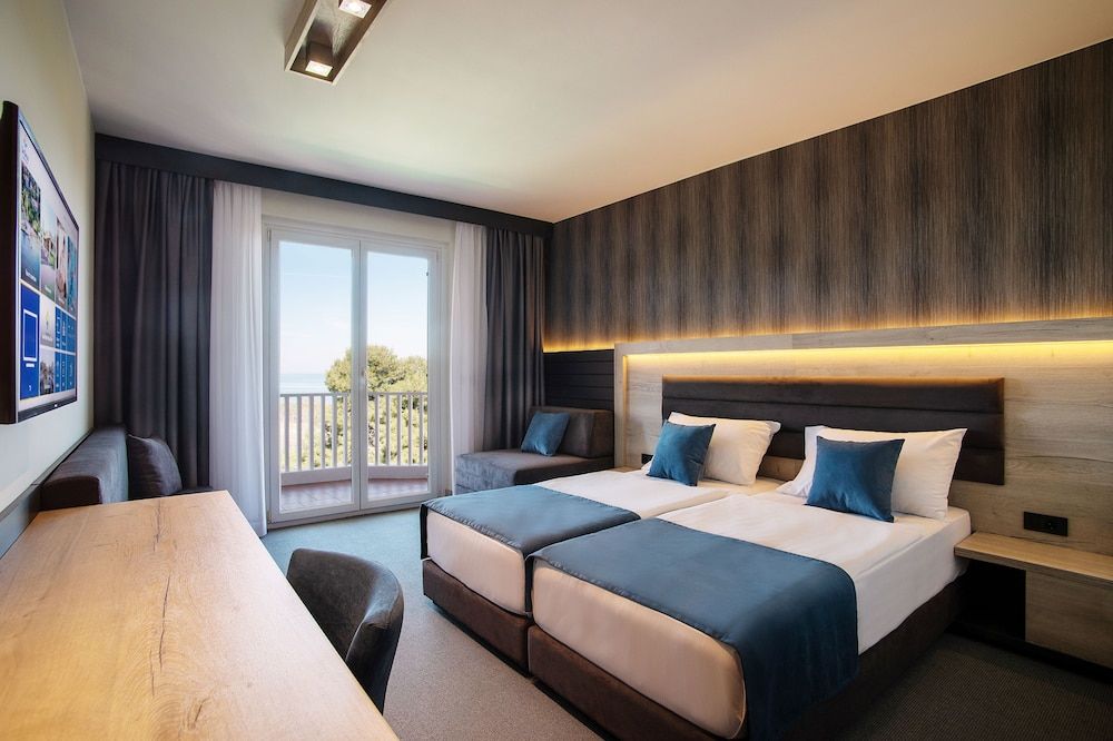 Superior Room 2