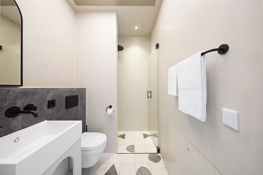 Numa Salzburg Maximilian Medium Room with Balcony 5