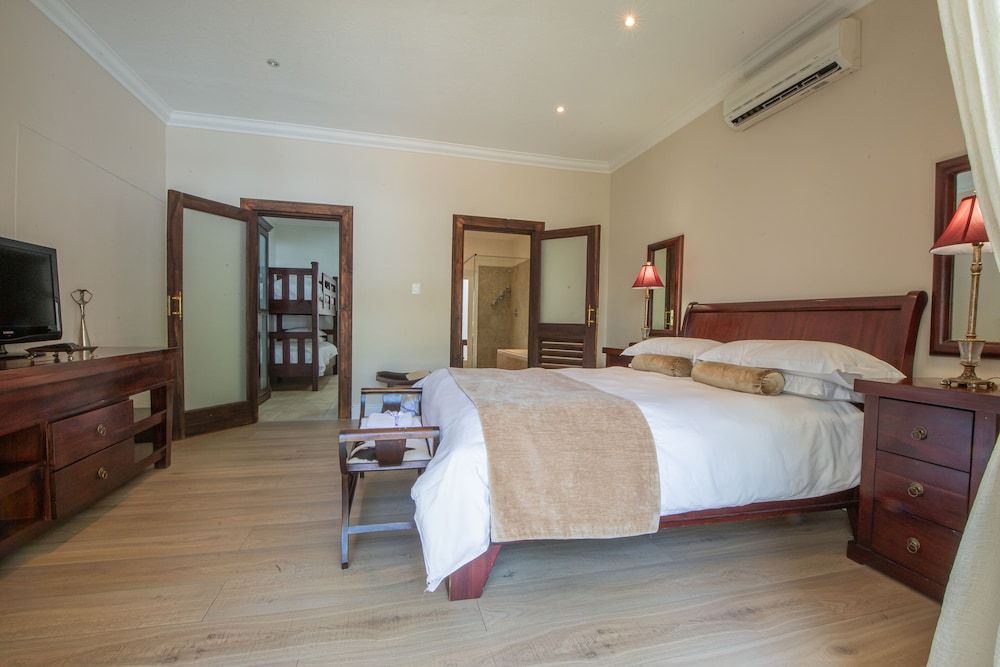Belvedere Boutique Hotel Family Double or Twin Room 4