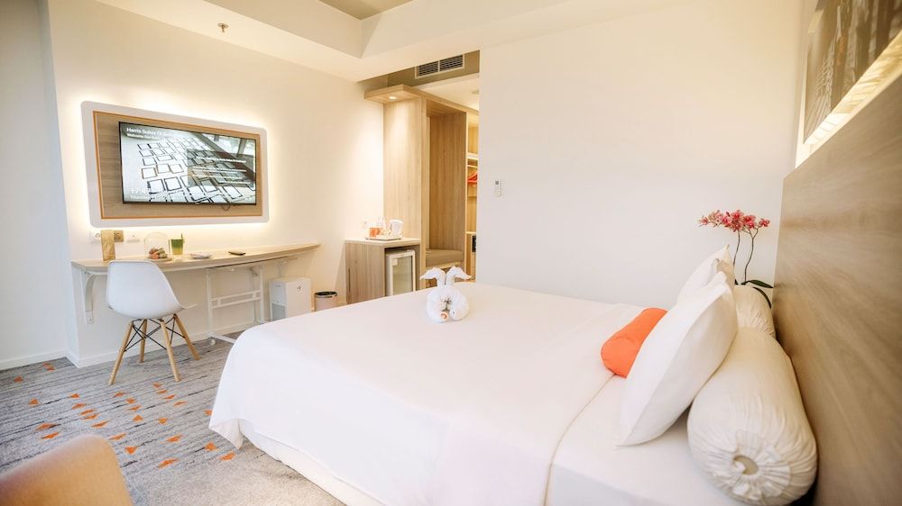 undefined HARRIS Suites FX Sudirman Jakarta 4