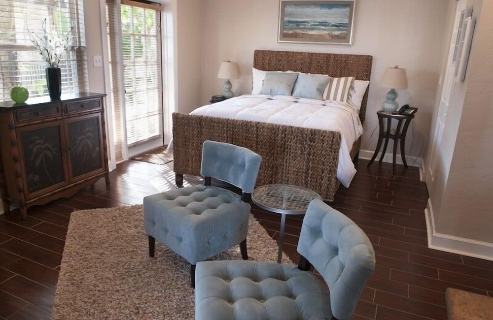 Presidential Suite (Waterfront)
