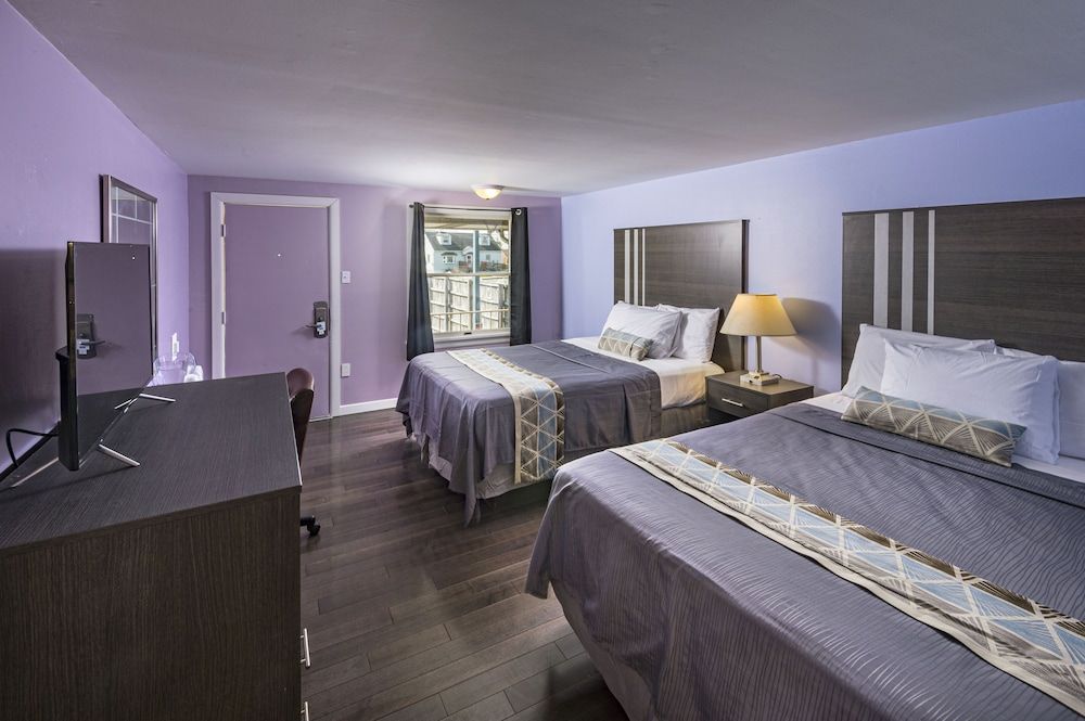 Sunrise Inn Hershey Standard Room, 2 Queen Beds 4