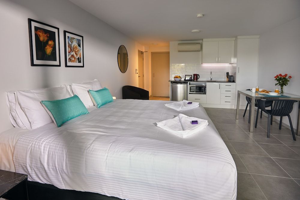 Executive Apartment, 2 Bedrooms, Kitchen