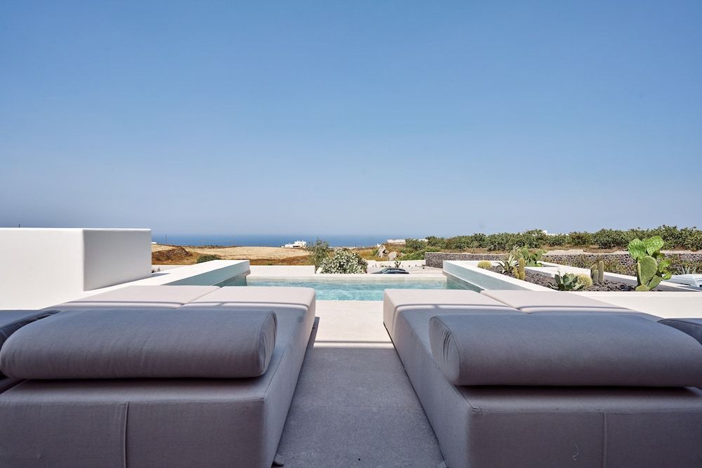 Lilium Homes 
