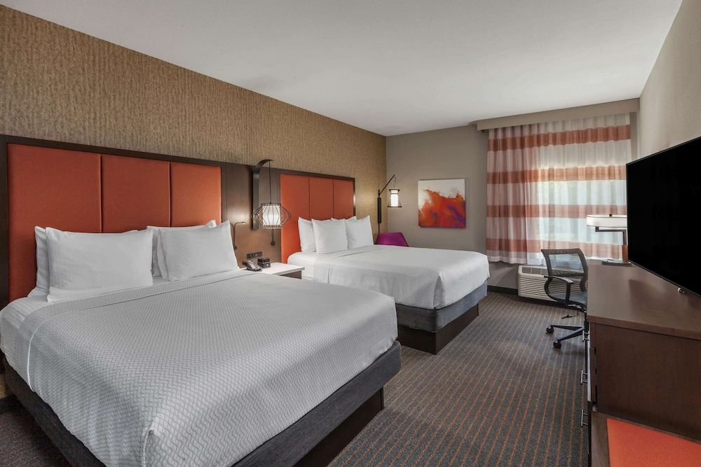 Standard Room, 2 Queen Beds, Non Smoking